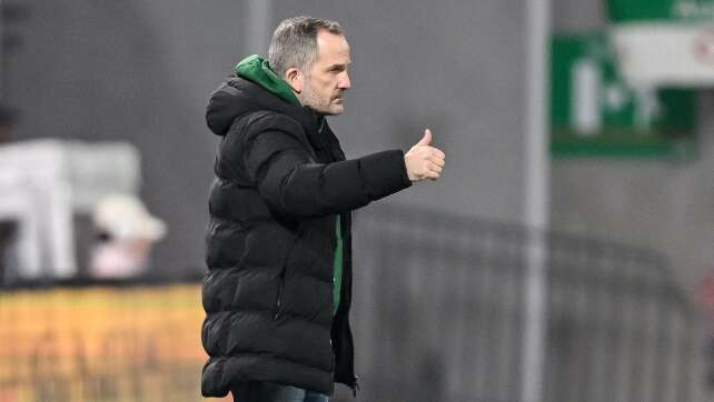 Baum genießt Augsburg-Jubiläum und spannende Trainer-Frage