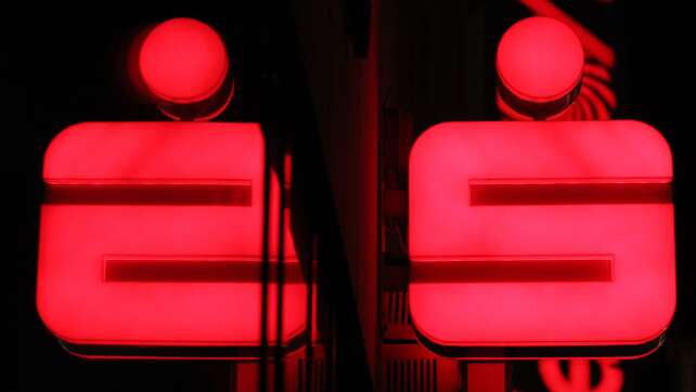 Jahre des Personalabbaus bei Sparkassen beendet