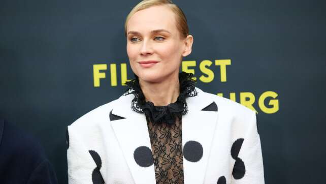 Diane Kruger fährt als Mutter harte Linie bei Social Media