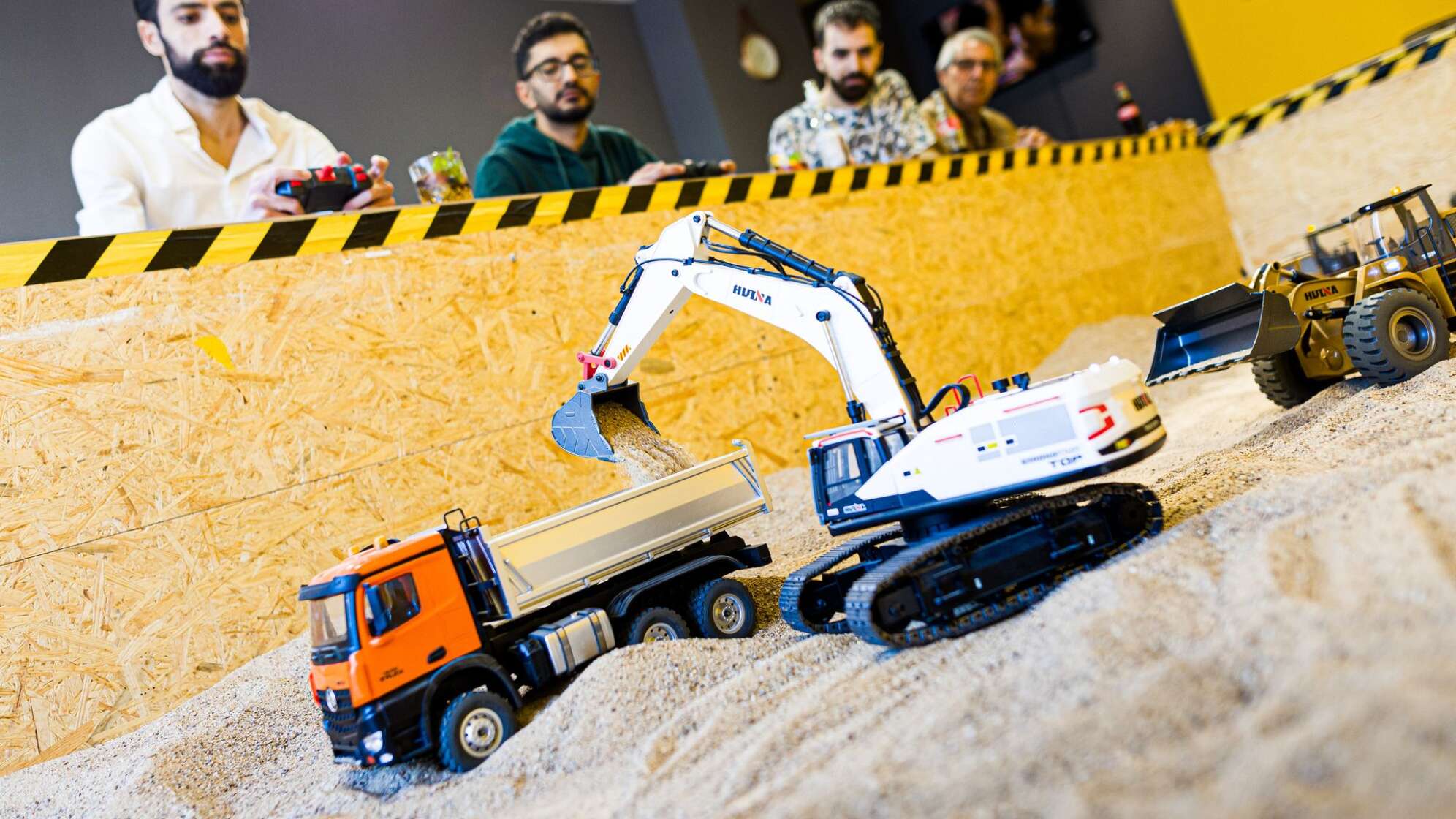 Bagger-Café öffnet in Hannover