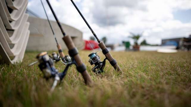 Immer mehr Frauen entdecken Angeln für sich
