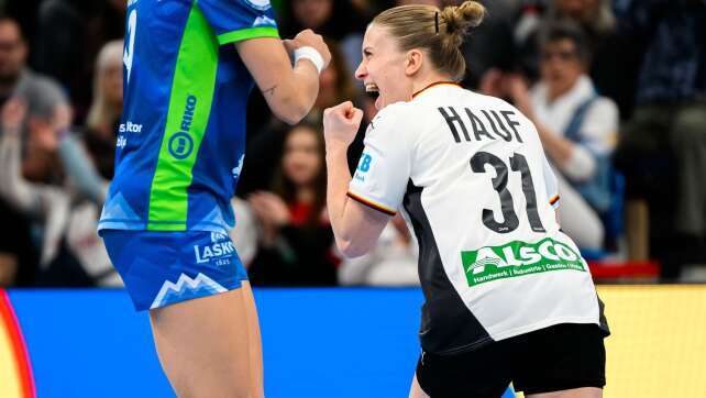 Sieg gegen Slowenien: Handballerinnen lösen EM-Ticket