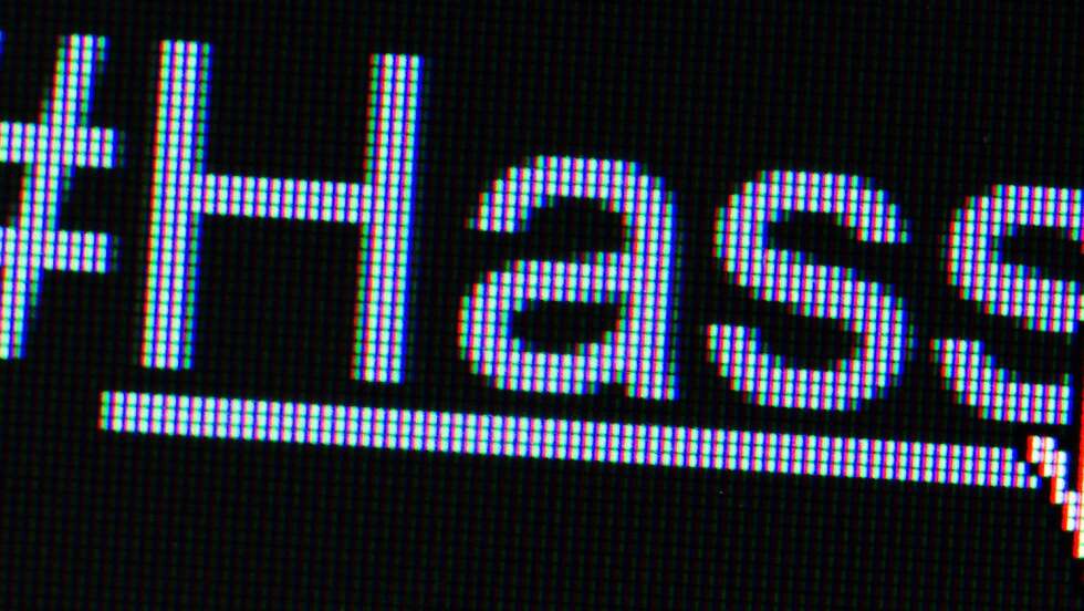 Nach Baby-Tod von Influencerin: Ermittlungen wegen Hass