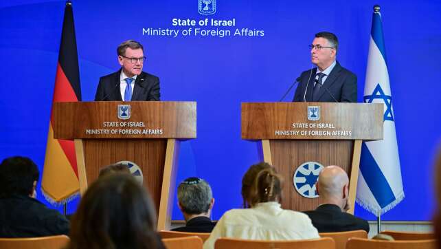 Wadephul zu Krisenbesuch in Israel - Solidarität und Warnung