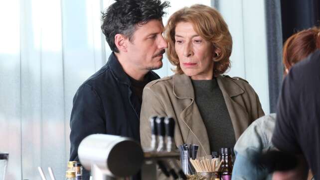 Warum sich Adele Neuhauser nackt im Fernsehen zeigt