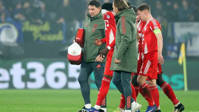 Tränen bei Davies - Wer vertritt Neuer und Urbig?