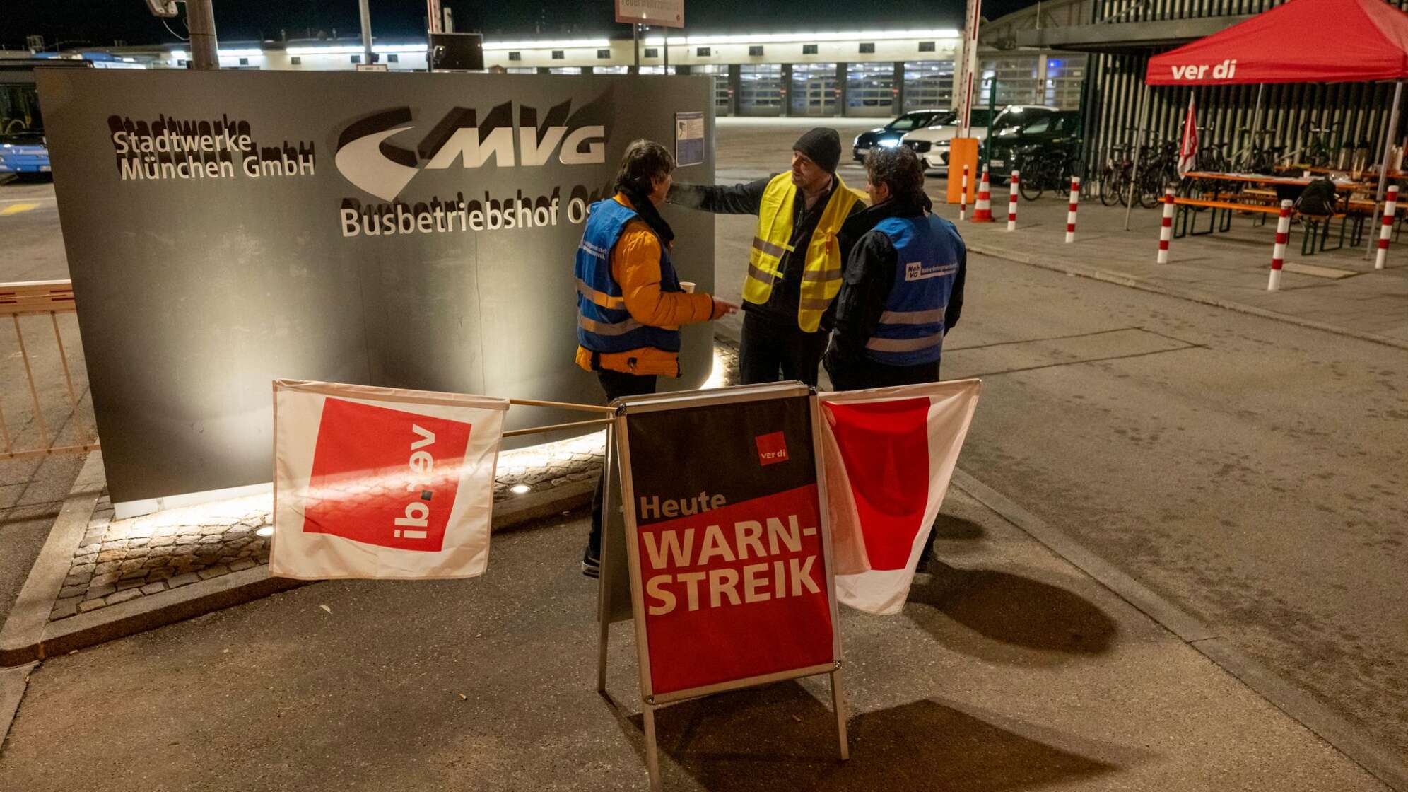 Verdi-Warnstreik im Nahverkehr - München