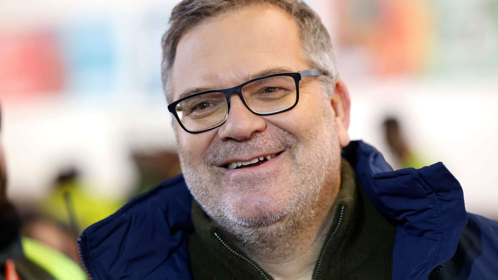 Elton moderiert Show zum Partyspiel «Hitster»