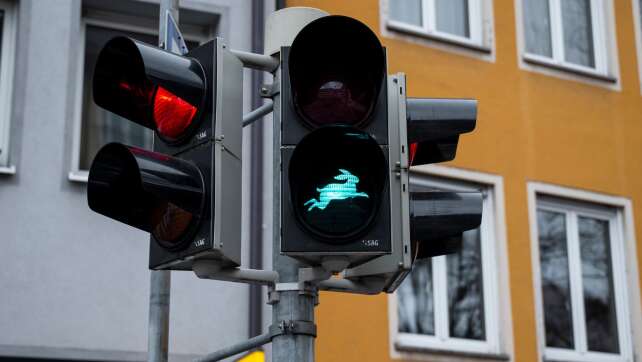Bei Grün hoppeln - besondere Ampelmotive auf dem Vormarsch