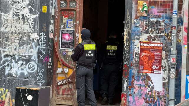 Vier Verdächtige nach Brandanschlag in Berlin 2025 ermittelt