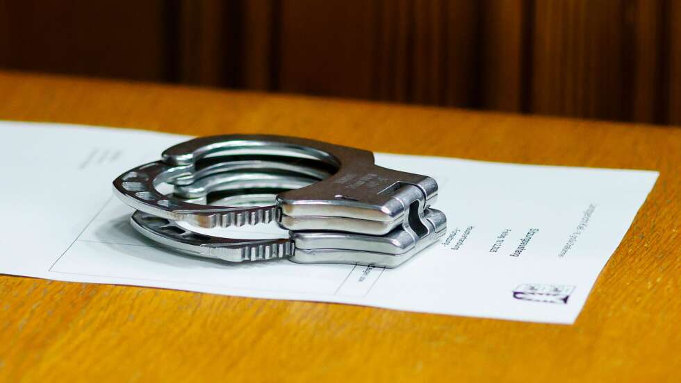 Messerangriff im Zug: Haftbefehl gegen 21-Jährigen