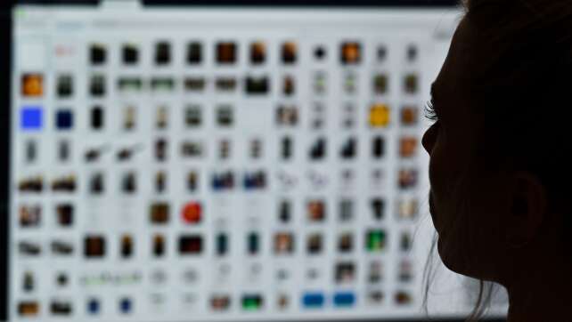 Kinderpornografie: Ermittler durchsuchen zwanzig Wohnungen