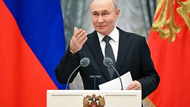 Kreml: Russlands Wirtschaft will für Ukraine-Krieg spenden