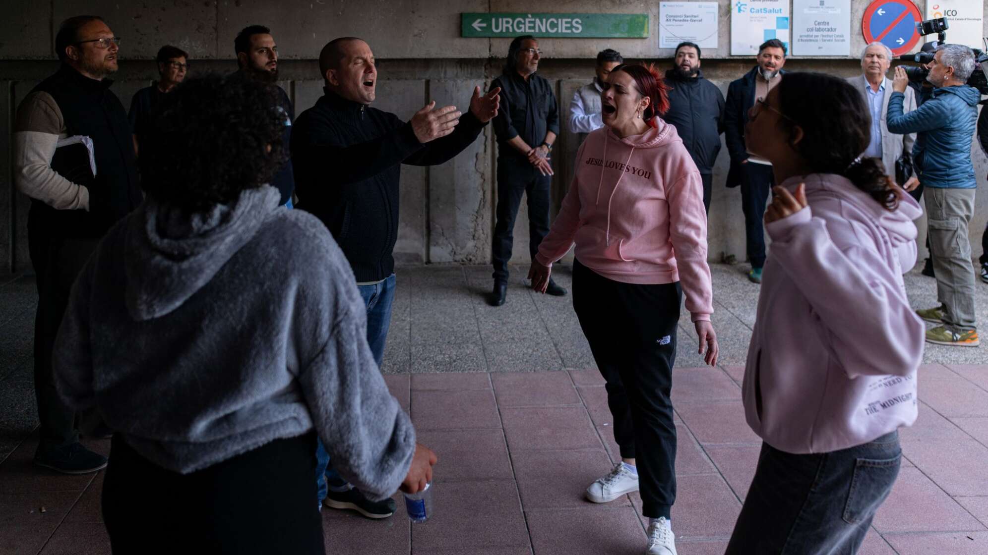 Aktive Sterbehilfe für junge Frau spaltet Spanien