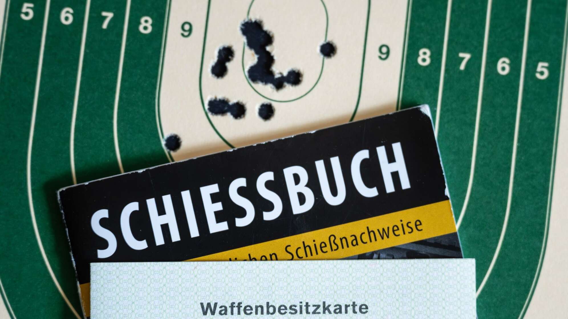 Waffen im Besitz von «Reichsbürgern» und Rechtsextremen