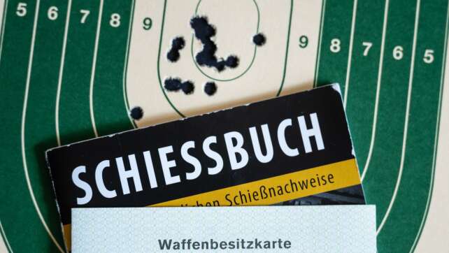 Innenminister: Entwaffnung von Extremisten geht voran