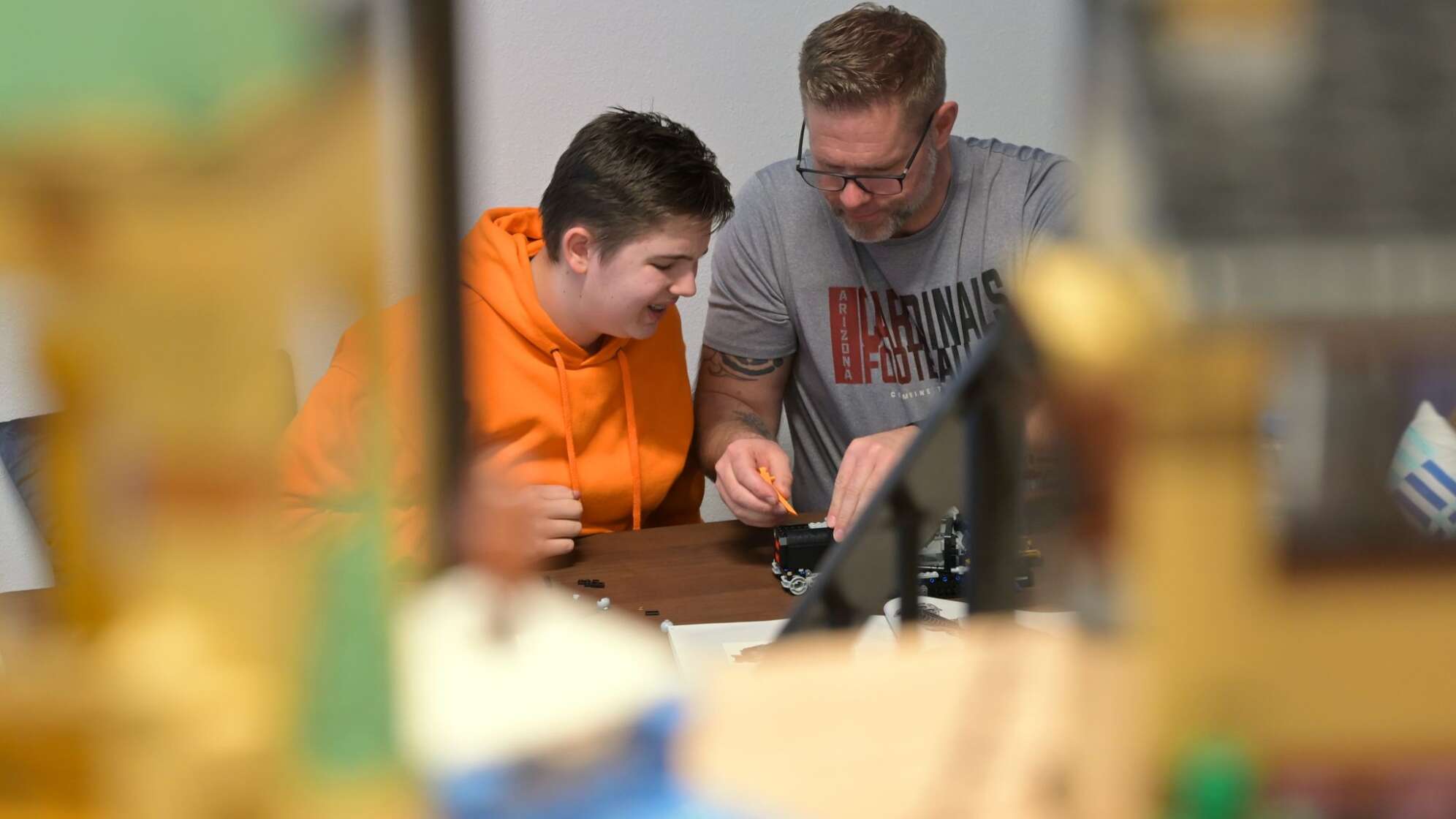 Eröffnung eines Lego-Bauraums für Erwachsene