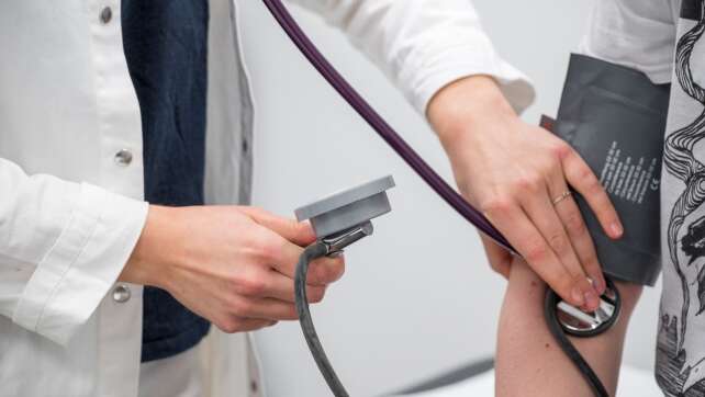 Ministerium: Weiter großes Interesse an Landarztprämie