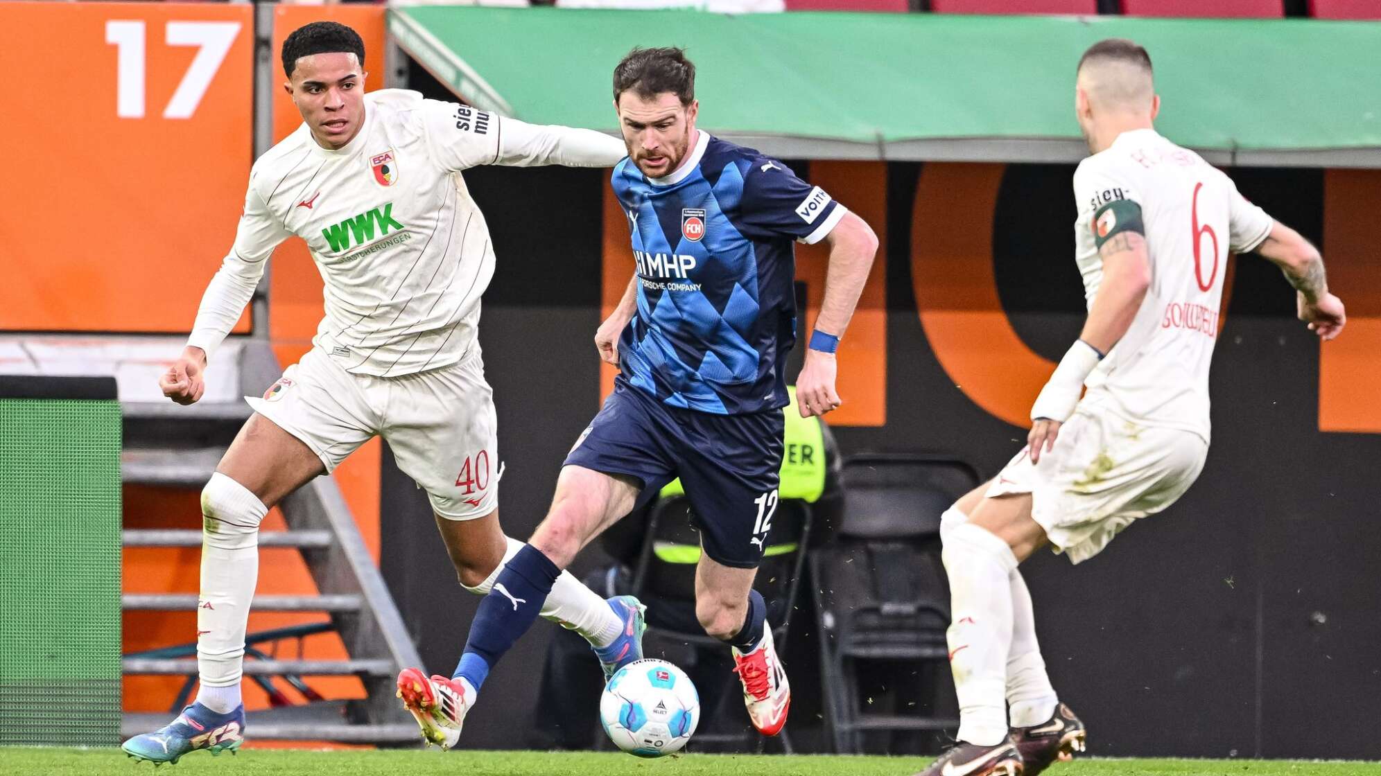 Noahkai Banks (l) und Jeffrey Gouweleeuw (r)