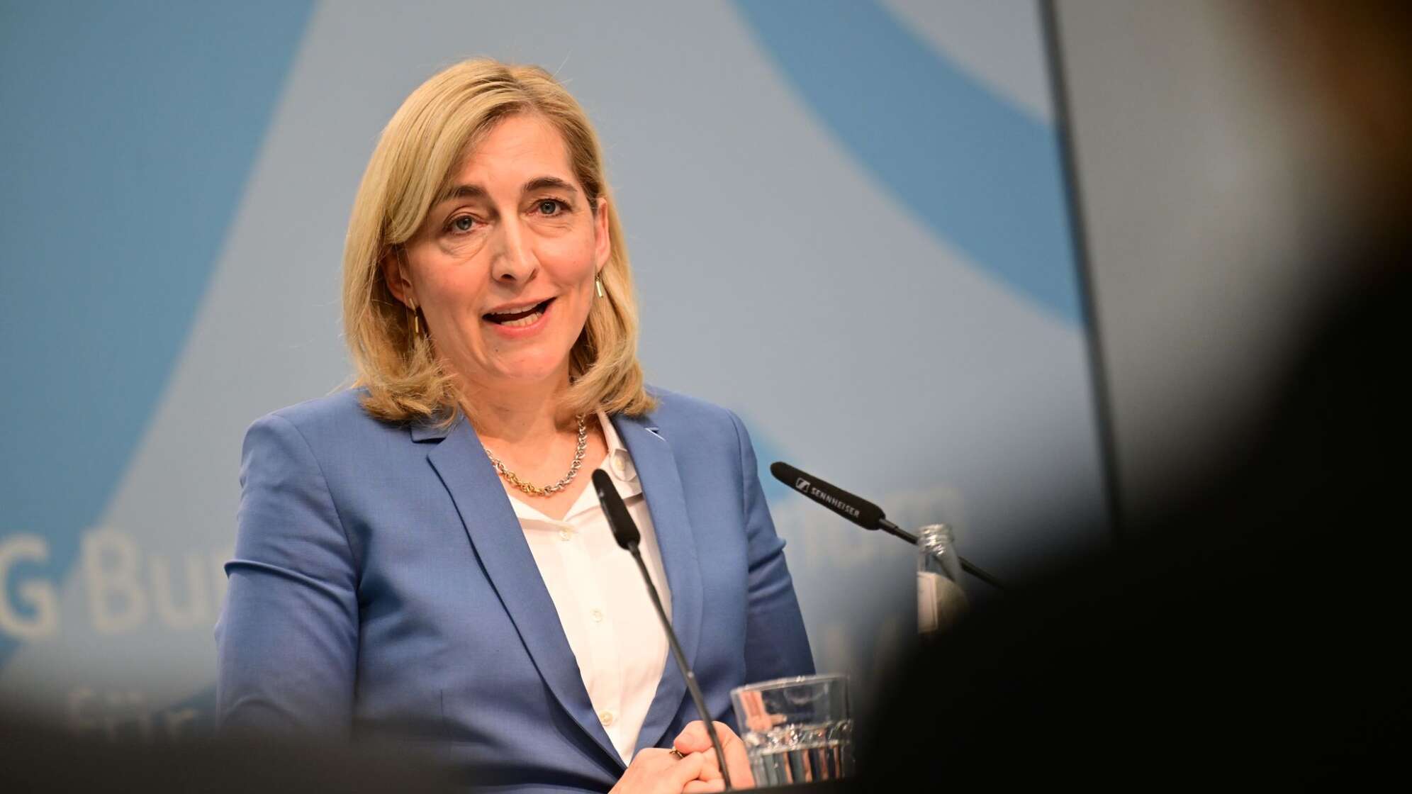 Ministerin Warken zur Finanzreform der gesetzlichen Krankenkasse