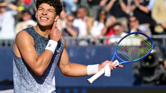 US-Ass Shelton und Qualifikant Molcan in München-Halbfinale