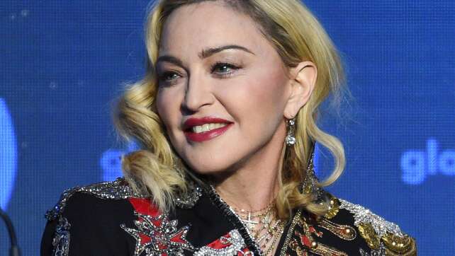 Madonna überraschend mit Sabrina Carpenter bei Coachella