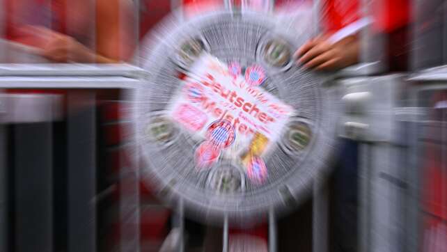 Massenschlägerei vor Bayern-Spiel – Verletzte und Festnahmen