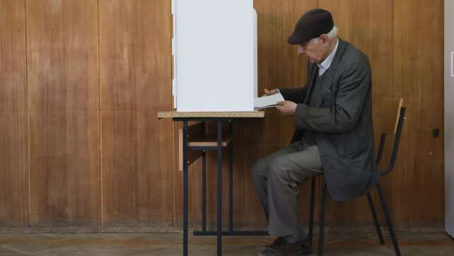 Bulgarien hat gewählt: Russland-Freund Radew klar vorn