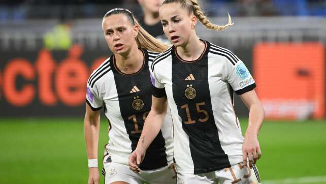 Bayern-Fußballerinnen hoffen auf Rückkehr von Gwinn und Bühl