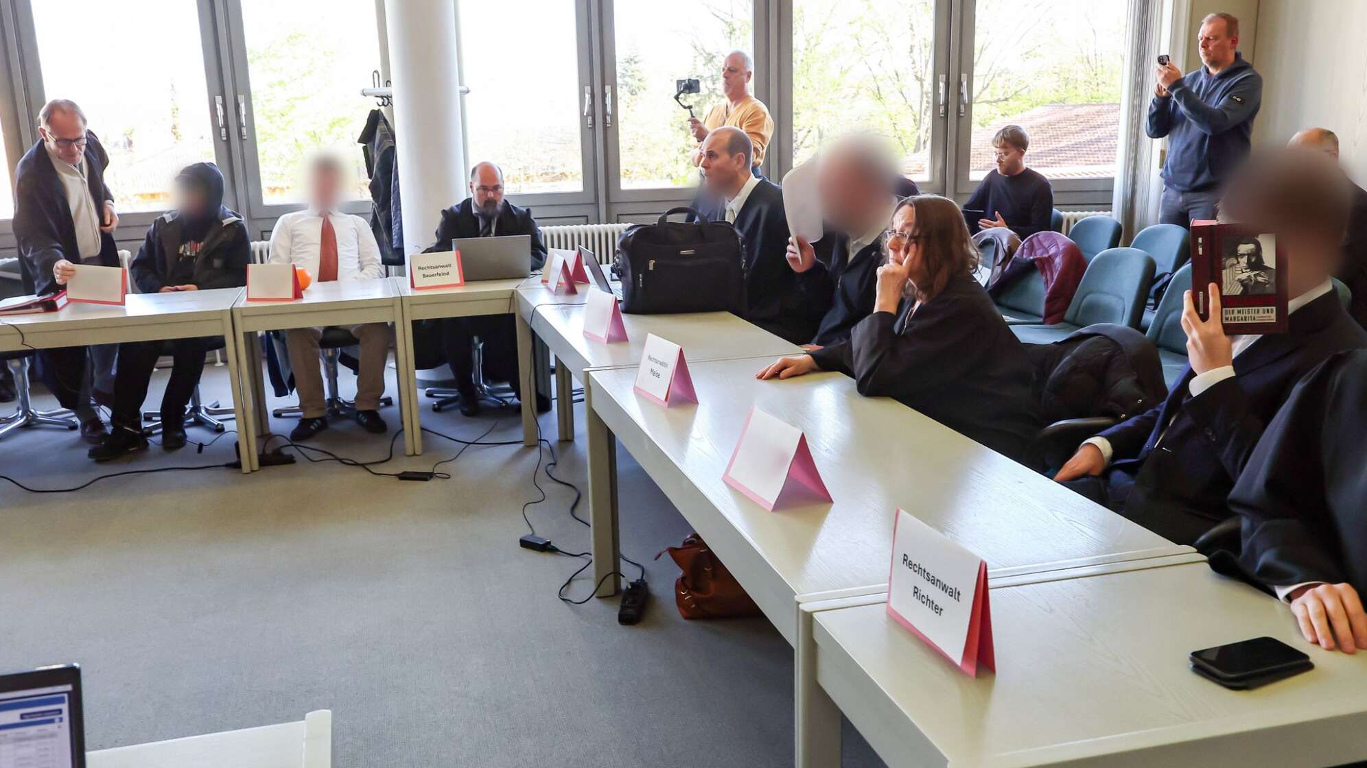 Nach AfD-Parteitag rechte Parolen gegrölt - Prozess