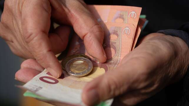 Rentenstreit: Kanzleramtsminister verteidigt Merz