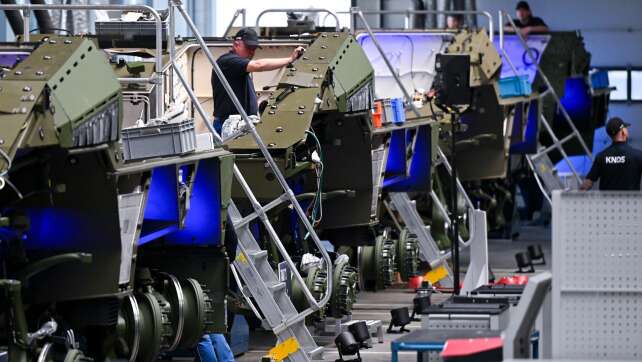 KNDS startet neue Produktionsstraße für Radpanzer Boxer