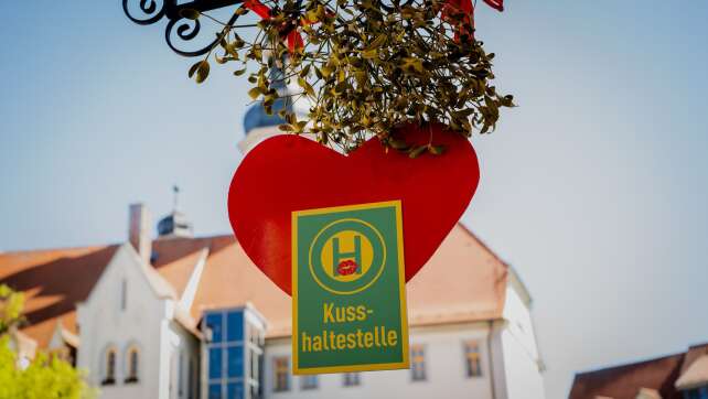 Kuss-Stopp: Aktion sorgt für Glücksmomente