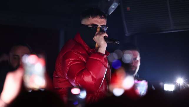 Deutschrap und Partyschlager: Neuer Musikmix am Ballermann