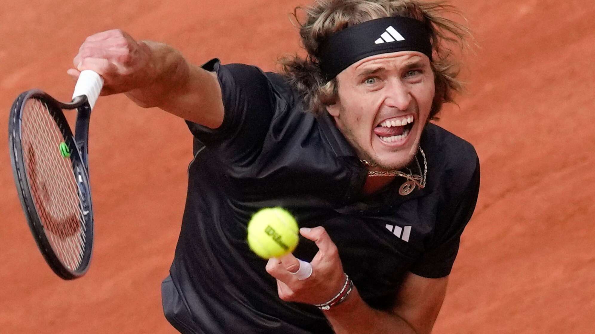 Traum vom Titel Zverev kämpft sich ins Halbfinale