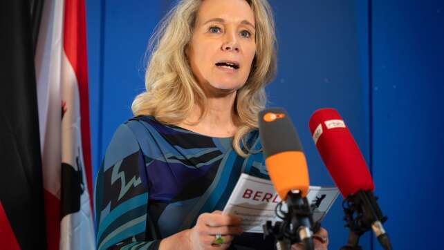 Berlins Kultursenatorin Wedl-Wilson bittet um Entlassung