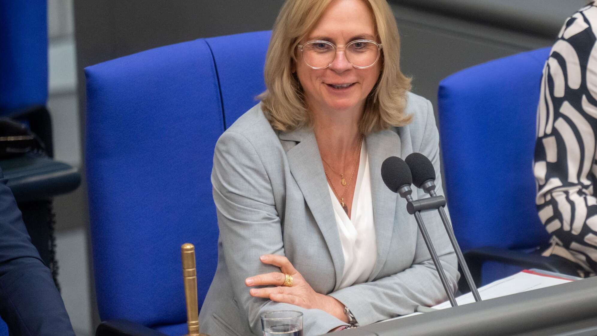 Lindholz kann sich Wahlrecht ab 16 vorstellen