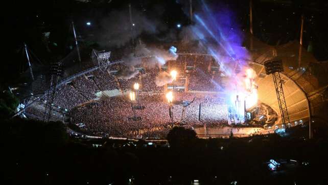 Volles Stadion trotz Protest: Rammstein in München