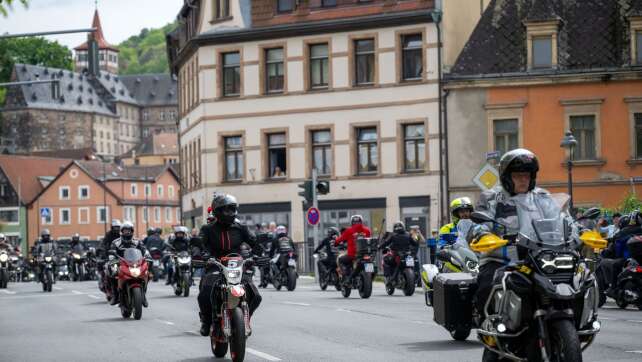 Herrmann fordert Motorradfahrer zu Fahrtraining auf