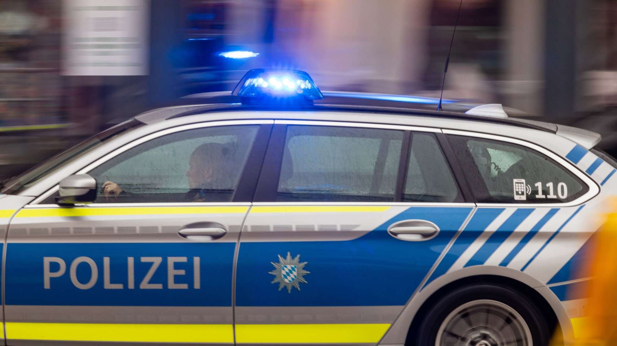 Polizeiwagen mit Blaulicht
