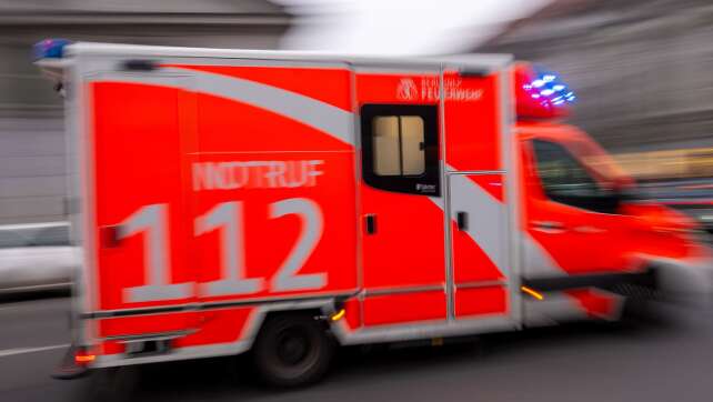 Tödlicher Unfall mit Linienbus - auch Kinder darin