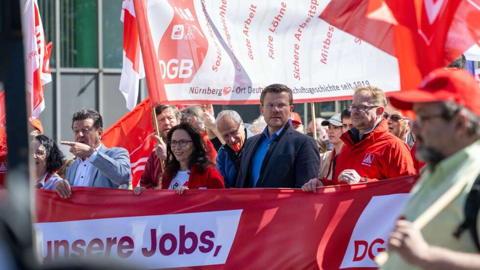 Gewerkschaften kündigen harten Widerstand gegen Kürzungen an