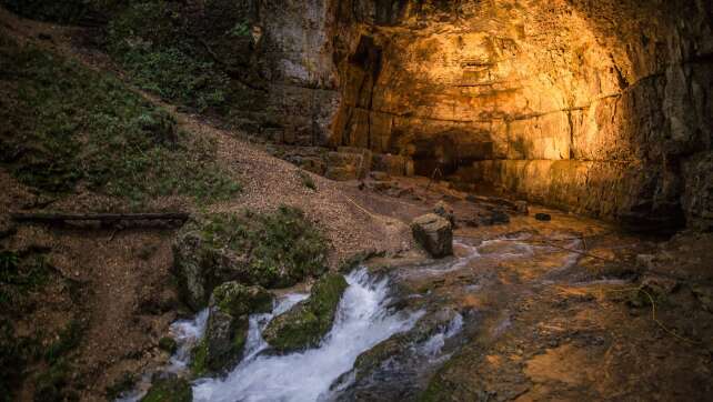 Wanderer stirbt in Höhle nach medizinischem Notfall