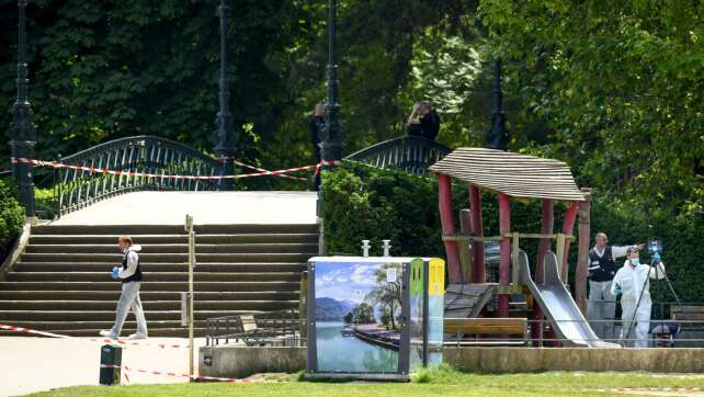 Nach Messerattacke in Frankreich: Suche nach Motiv dauert an
