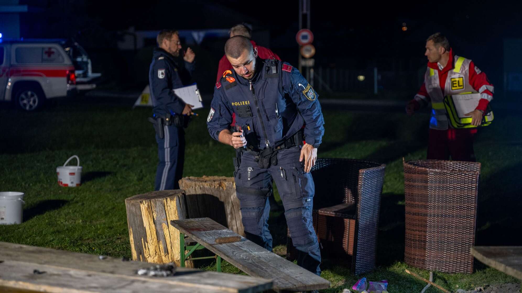 Kriegsrelikt explodiert unter Lagerfeuer