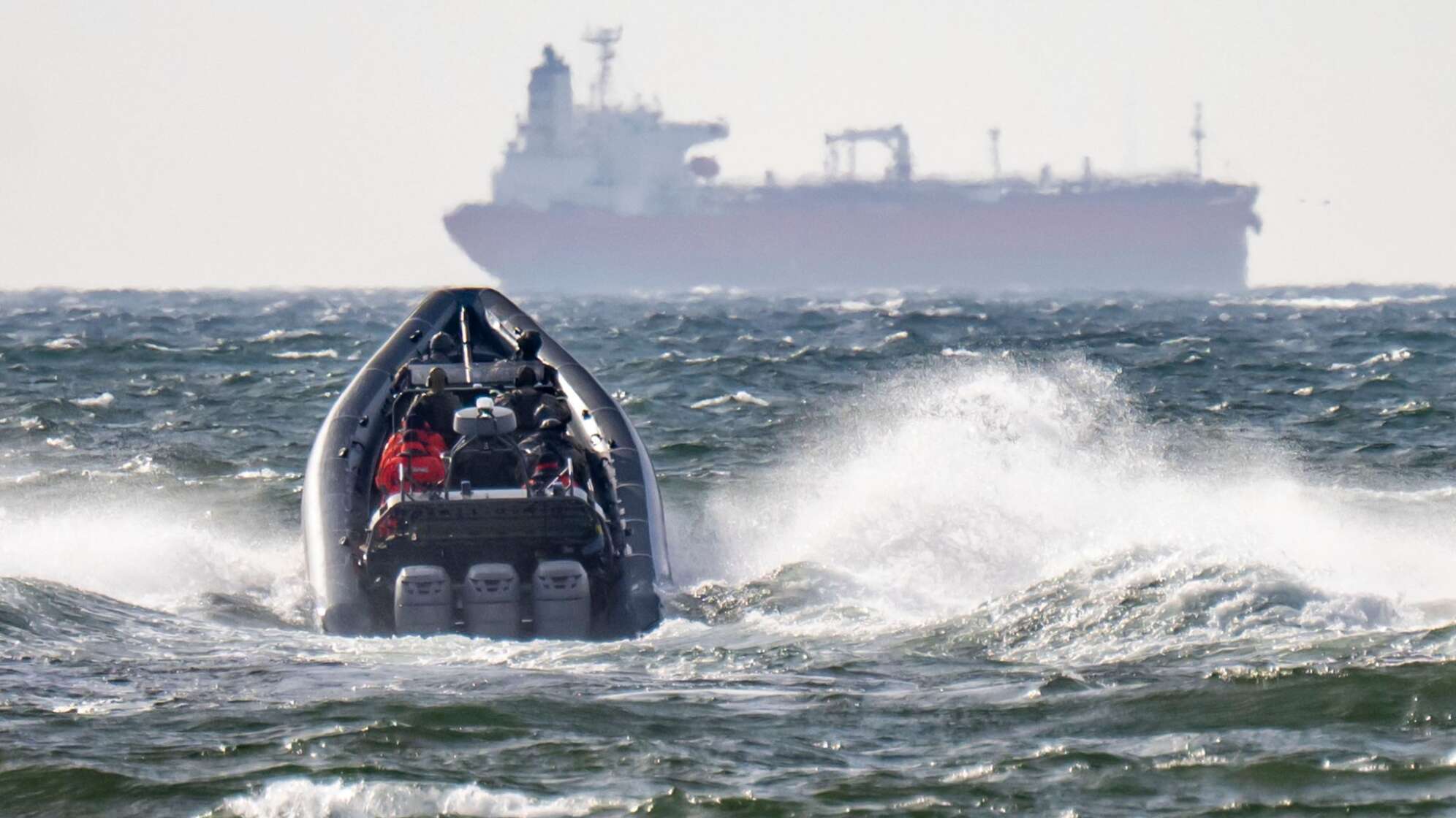 Schwedische Küstenwache entert Schiffe der «Schattenflotte»