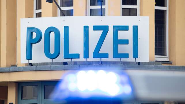 Schlagringe und Messer in gebrauchter Windel versteckt