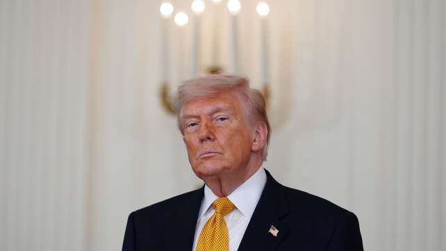 Iran-Krieg: Trump sieht Einigung in Sicht - und droht wieder
