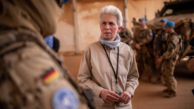 EU-Abgeordnete fordern Unabhängigkeit von Nato