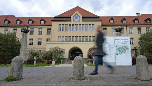 Wie es für die Hantavirus-Kontaktperson in Bayern weitergeht